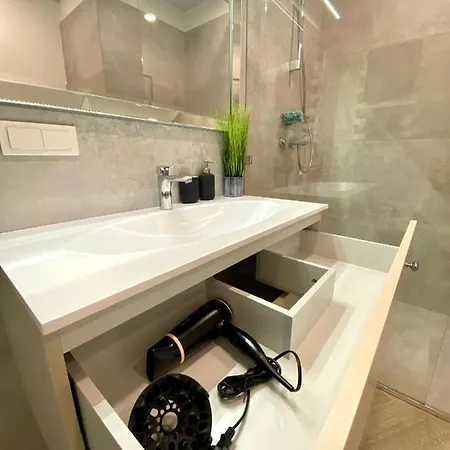 Nordclinic Apartamentai Отель Каунас